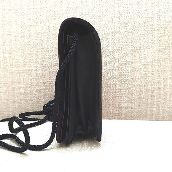 Black Velvet Square Evening Bag Oval Jeweled Magnetic Snap Closure - Picture 5 of 10